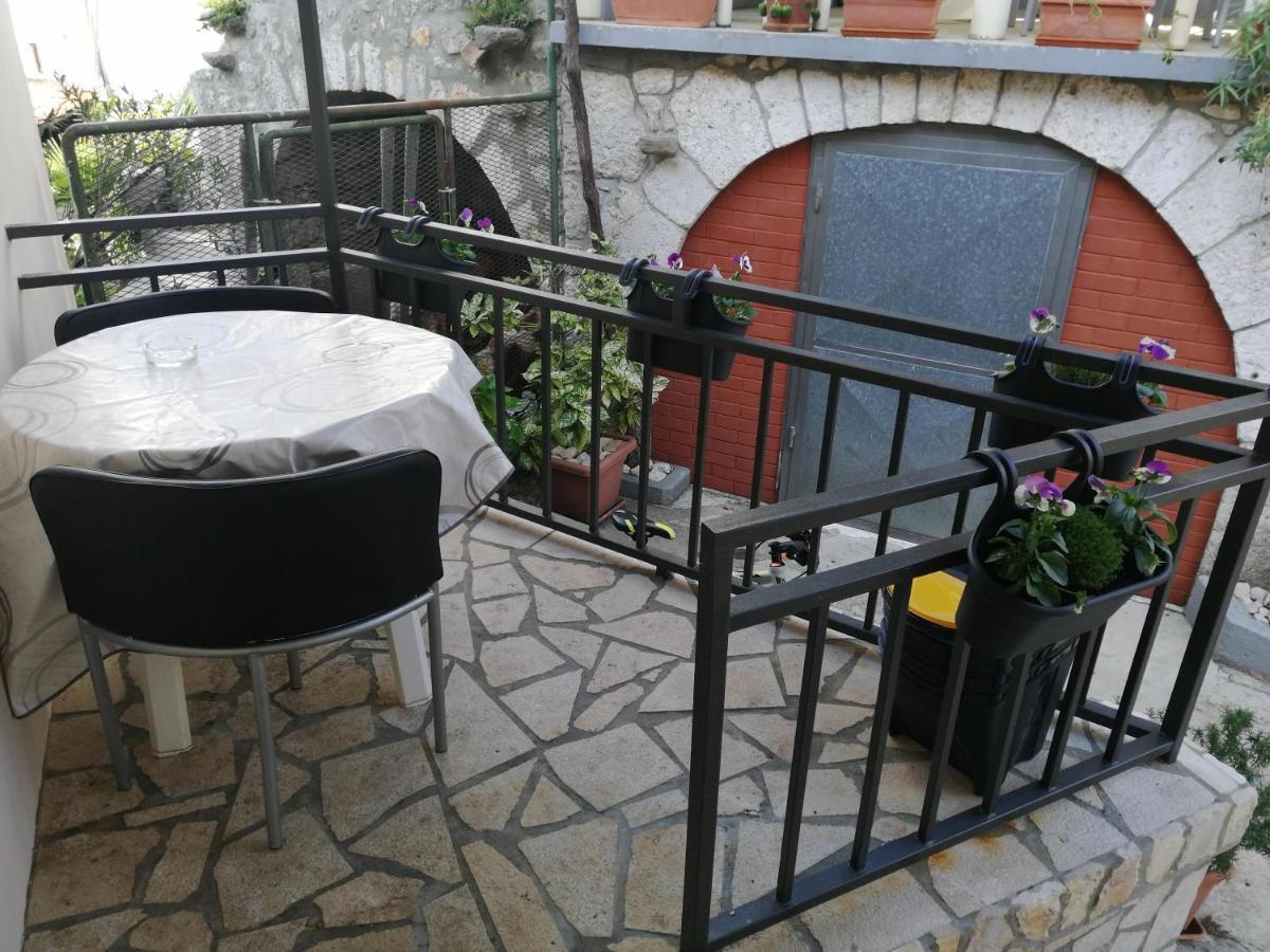 Centar Njivice Apartman Kültér fotó