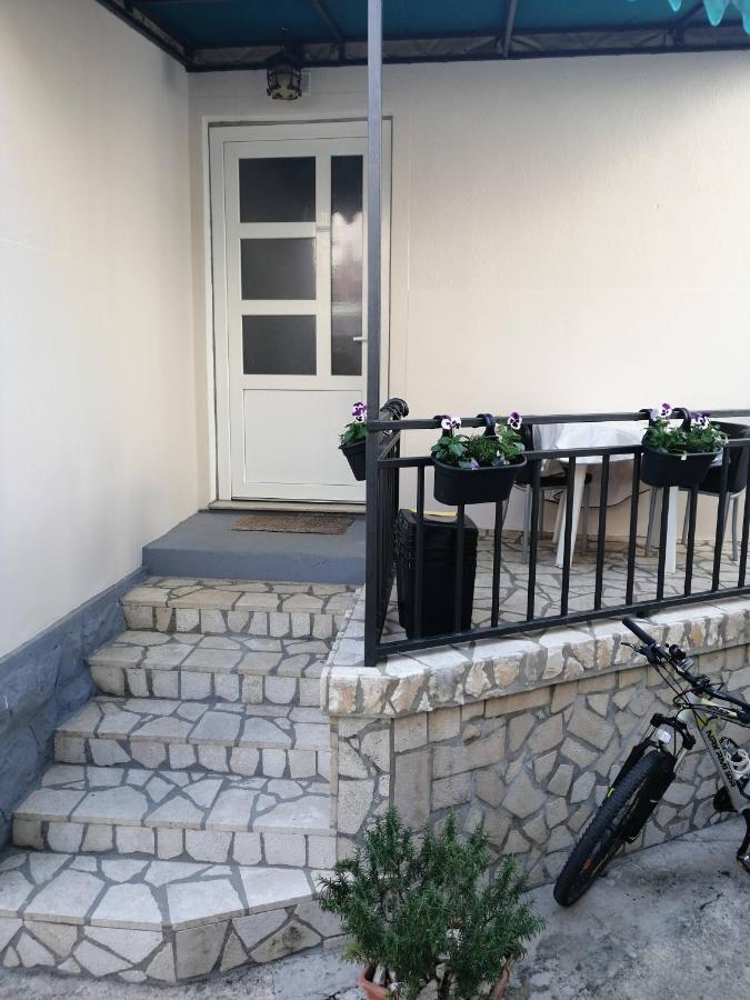 Centar Njivice Apartman Kültér fotó