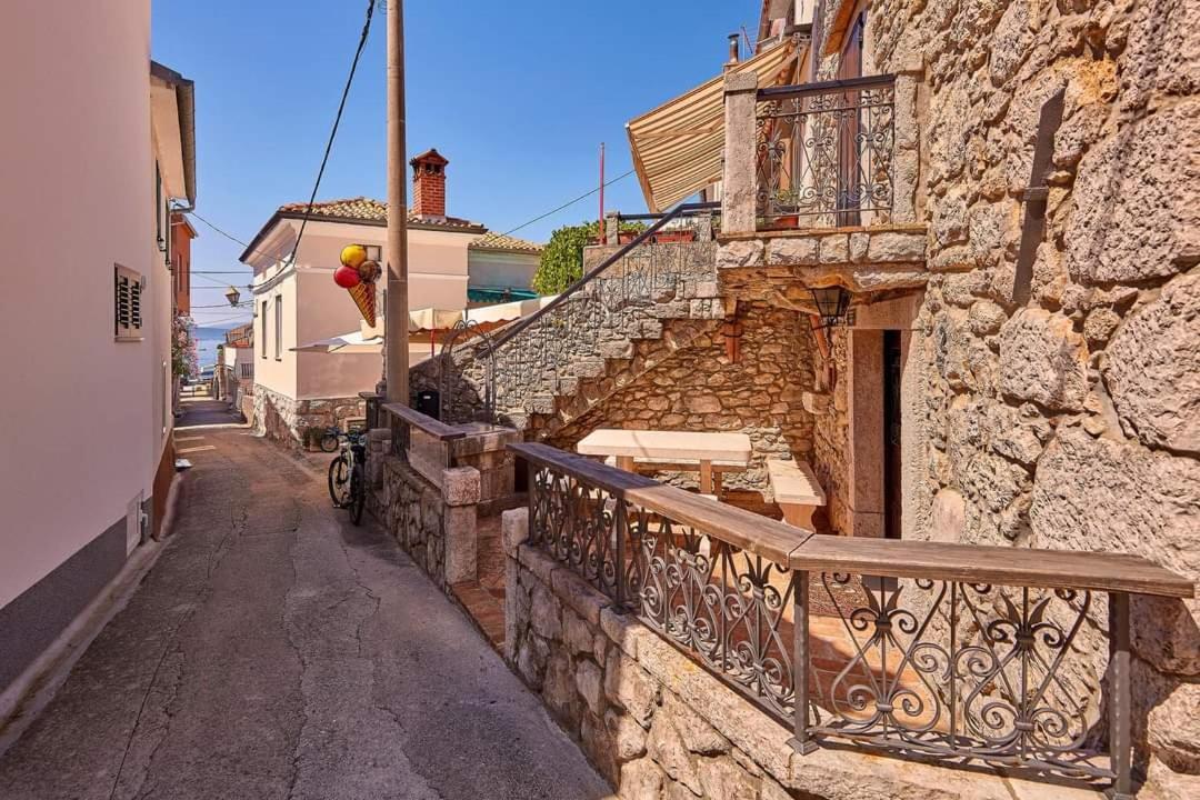 Centar Njivice Apartman Kültér fotó